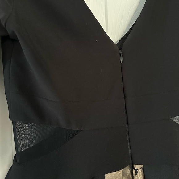 Beautiful Evening Dress 🖤 Size 6 - Picture 7 of 7